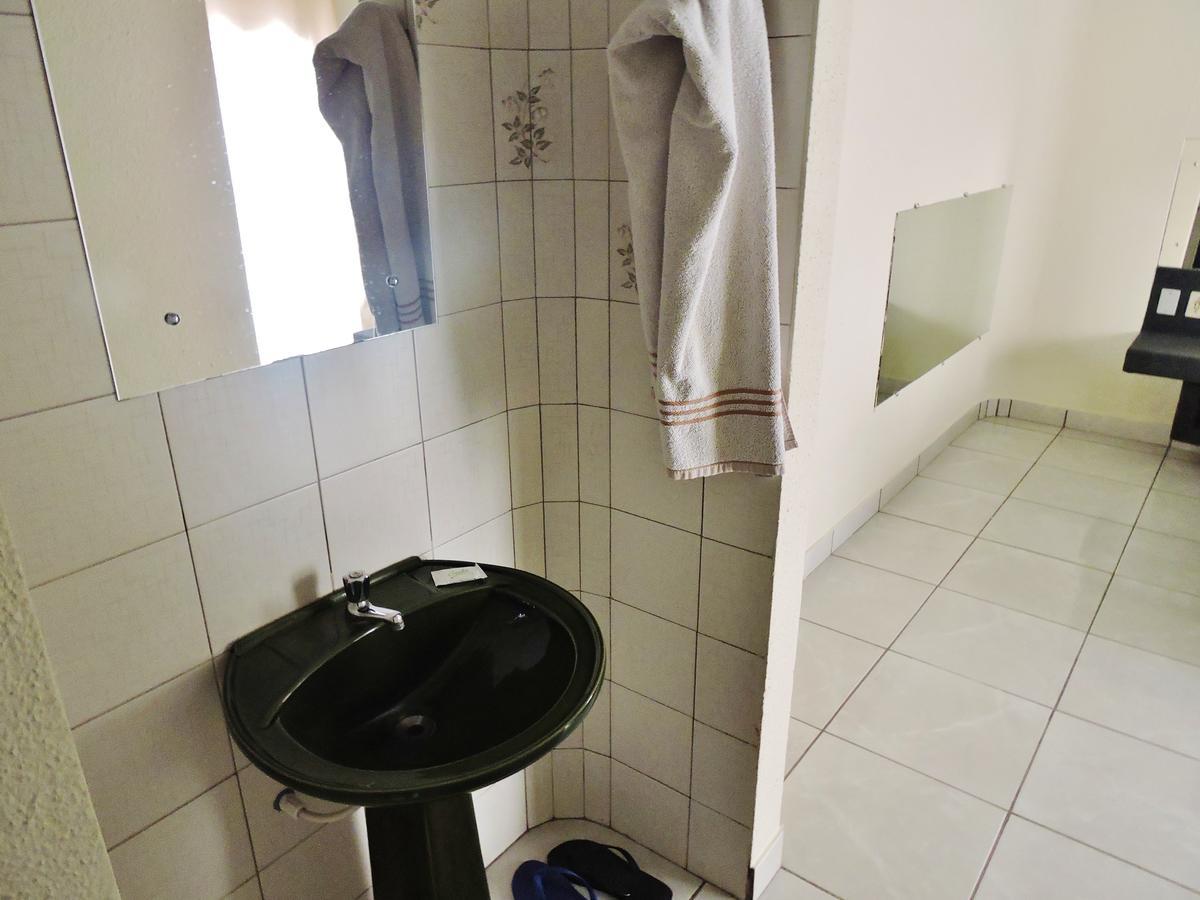 Hotel Comodoro De Livramento Сантана-ду-Ливраменту Экстерьер фото